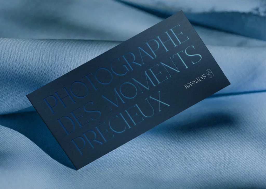 Branding créé par Oversour Studio, studio de branding à Paris et Caen